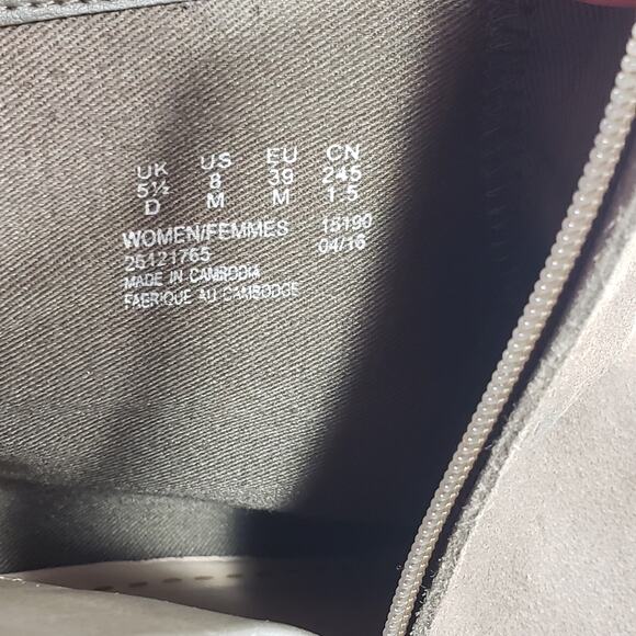 Clarks 8 Suede Leather Bootie Women Breccan‎ Myth Brown Zip Stack 2" Ankle Boots - Picture 10 of 10